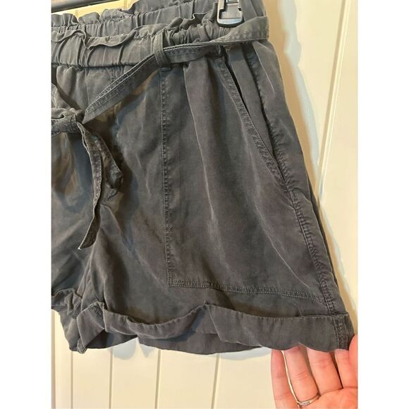 Aerie Lightweight Paperbag Gray Shorts - Size Small - 4802 - Picture 2 of 8
